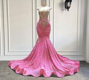 Mermaid Evening Dresses Wear Pink Sequined Lace Plus Size Arabic Sheer Deep V Neck Crystal Beading Illusion Sleeveless Prom Formal Party Gowns Sweep Train