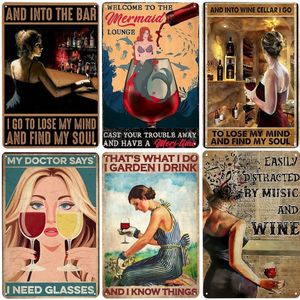 Bere Vino Targa in Metallo Vintage Ragazza Ho Bisogno di Occhiali Targa Decorativa Gatto Piatto di Latta Home Pub Bar Man Cave Club Decor Wine Club Decorazione da Parete Dimensioni 30X20 cm W01