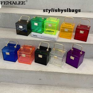 Totes Clear Acrylic Hand Bags for Women Metal Handle Lock Square Box Jelly Handväska Small Make Up Bag Summer Ladies Transparenta Purses 020823H