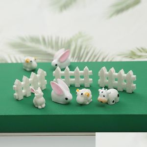 Andra 20st Components Style Cute Rabbit Easter Decoration Miniature Staket Dairy Cow Hare Animal Figur Figur Harts Craft Mini Bunny Gard Dhdkl