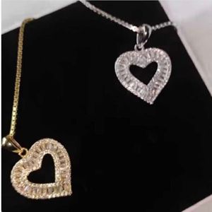 Pendant Necklaces Gold Silver Color Full Paved CZ Heart Pendent Women Necklace Gorgeous Female Engagement Jewelry Necklaces Hot Selling box chain G230206