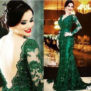 Emerald Green Mermaid Mother of the Bride Dresses With Long Sleeve See Through Backless p￤rlspetsig br￶llopsg￤stkl￤nningar 2023