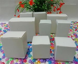 Brocada de presente 10pcs White Kraft Paper Boxes Caixa de papelão Caixa de embalagem Pacote de jóias em branco Boutique 5 Tamanhos1