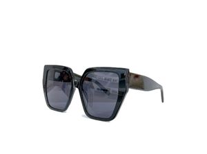 نظارة شمسية للنساء للنساء من نظارات الشمس من أشعة الشمس أسلوب الموضة يحمي العيون UV400 مع صندوق عشوائي وحالة 0188