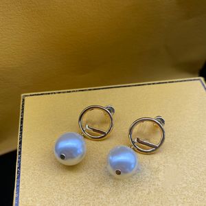 Designer Earring Studs Fashion Pearl Earings For Women Designers Jewelry Luxury Earrings Woman Golden Letters Hoops Earring Ring 2302094BF