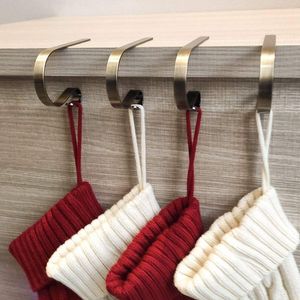 Hooks Decoration Xmas Anti-Slip Stand Robust Multifunctional Hanger Mantel Stockings Clip Christmas Stockers