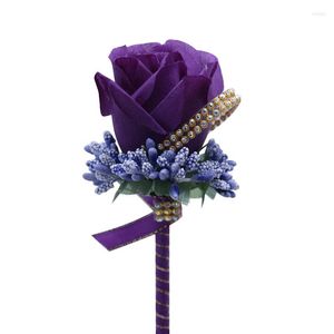 Fiori decorativi 5 pezzi/borsa Fiore all'occhiello per matrimonio fatto a mano Sposo Groomsman Corsage Fiore artificiale Viola scuro Rosa di seta Festa da uomo