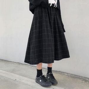 Neue mode Röcke Frauen Herbst Winter Plaid A-linie Plissee 2023 Weibliche 2 Farben Japanischen Stil Hohe Elastische Taille Lange Harajuku