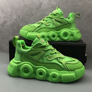 Mode mens korg 2023 skor nya casual män chunky hög topp sneakers trender andningsbara vandringsutbildare zapatillas d 8340