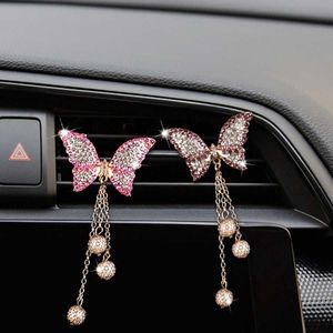 Dekoracje Air Gutlet Stophoy Rhinestone Butterfly Aromaterapy Aromaterapy Dyfuzor Auto Perfume Clip Ladies Wewnętrzne wnętrze ACCESO 0209