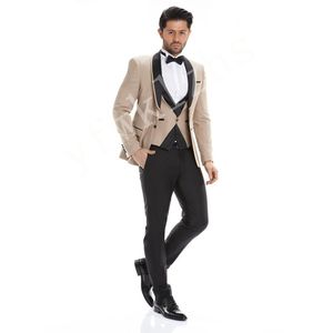 Custom Made Men Suits Beige Groom Tuxedos szal klapy Groomsmen Wedding/Prom/Dinner Man Blazer Pants Kamizelka W868