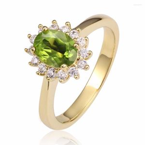 Klusterringar 18k guldpläterad verklig naturlig peridot ädelstenring 6 8m huvudsten med kubik zirkonium accent fin smycken kontorsstil