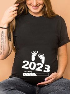 女性のTシャツの赤ちゃんの積み込み2023女性印刷妊娠している少女マタニティ半袖妊娠発表新しいお母さんの服Y2302
