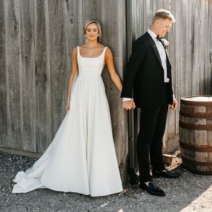 Proste satynowe paski Linia Suknie ślubne długie zamiatanie bez rękawów Backless Backless Summer Country Gardal Suknie ślubne Square Szyj