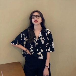 Women s Blouses Shirts 3 Sizes All Match Fashion Causal Floral Vintage Basic Notched Short Sleeve Women College Wind Woman Top 230208
