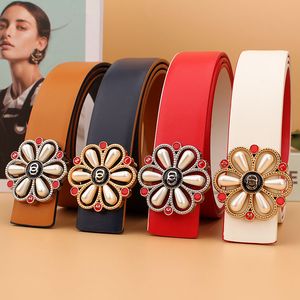 Luxury designer belt lady belt leather material can be used on both sides exquisite and simple business is beautiful very good
