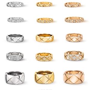 Anel de designer de alta qualidade com pedras laterais ouro 18k anel de diamante casal 4mm, 6mm, 10mm padrão de diamante clássico tendência empilhada acessórios de festa simples com caixa