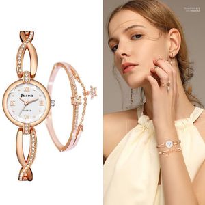 Relógios de pulso 2023 Pulseira de diamante de discagem pequena Relógios Han Edition Contractado Moda Feminino Feminino Chain Hand Chain Quartz Watch Moun