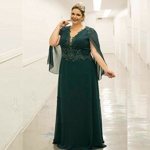 Plus Size Chiffon Mother Of The Bride Dresses Hunter Green V-neck Cape Sleeve Long Wedding Party Gowns Guest Groom Mom Prom Evening Wear