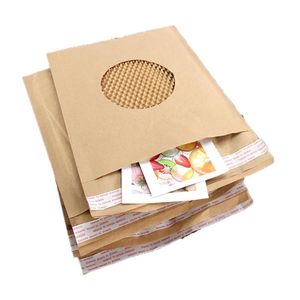 Enrole de presente Hysen 10pcs em envelope auto-adesivo de estoque para embalagem favo de mel Mailergift