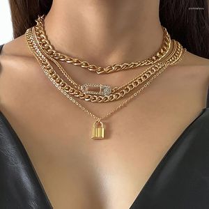 Choker Personlighet Trend Rhinestone Seting Pin Lock Pendant Halsband Hip Hop Girl Multi-Layer Metal Chain Accessories