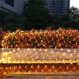 Rete a maglie da 30 V Luci 200LED String Light 9,8 piedi x 6,6 piedi Bassa tensione 8 modalità Adatto per matrimoni Alberi di Natale arbusti Giardini Decorazione d'interni usalight