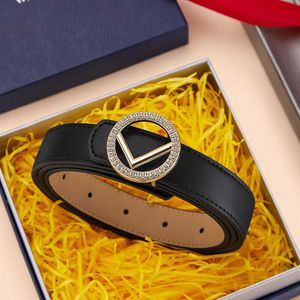 Designer Belt Fashion Restoring Stuffy Buckle Belts Letter F Smooth Buckle Men And Women Business Casual Belt With Gift Box