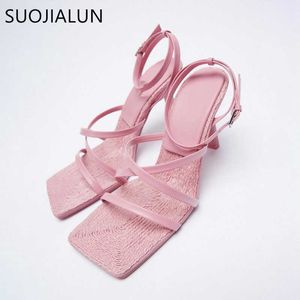 夏サンダルの女性Suojialun Sandals 2022 New Pink Fashion Narge Band Gladiator Shoes Thin High Heil Square Toe Outdoor Dress Pumps SH T230208 808