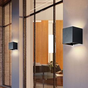 Czarne nowoczesne lampy ścienne LED na zewnątrz aluminium 7W 3000K Regulowane w górę i w dół oświetlenie sypialnia na patio Dom ogrodowy korytarz korytarzowy Crestech168