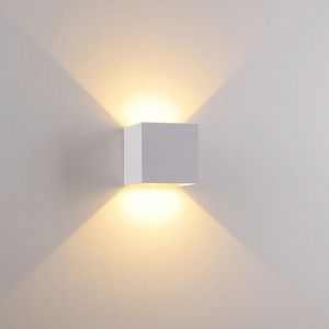 12W LED Aluminium Vattent￤t v￤gglampa, vattent￤ta utomhusskonnar Ljus 7W 3000K Intdoor v￤ggar Sconce Warm White Light Black Living Room Trappar Garden Crestech168