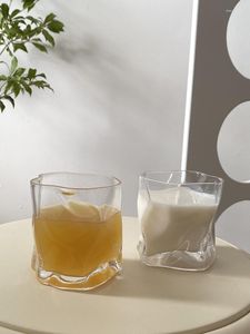 Copos de vinho criativo simples japonês suco de vidro copo de chá torção de chá irregular bebendo cerveja