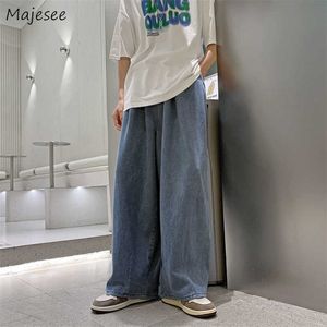 Męskie spodnie dżinsy mężczyźni proste szeroką nogę spodni czysty kolor dżinsy letnie lekkie modne modne ins workowato streetwear nastolatki hip hop swobodny popularny y2302