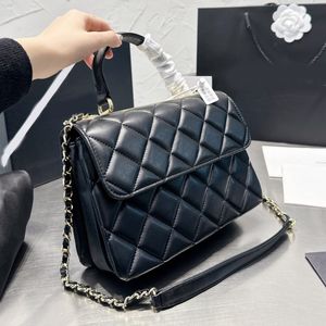 Omuz Çantaları Luxurys tasarımcıları C Çanta cüzdanı Moda kadın CrossBody Debriyaj Klasik retro postacı Çantası Tote CrossBody 2023 Çanta bayan logolu çanta