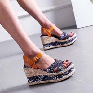 Sandals Women 2023 Heels Woman Platform Wedges Shoes Ladies Summer Slides Mujer Buckle Flip Flops Kopmkp Plus Size 35-43