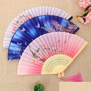 Fans Ombrelloni Mix Colore Stile cinese Seta Matrimoni a mano Fiore stampato Farfalla Manico in legno Puntelli da ballo per matrimoni con nappe Dh6Ps