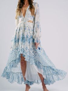 Casual Dresses Floral Printed High Low Boho For Women Chiffon 2023 Hollow Out V-ringen Lång flare Sleeve Ladies Tiered Sexig klänning Vestido