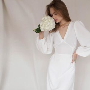 Abiti casual Maxi per i vestiti delle donne 2023 Primavera e autunno Pullover Bianco Abito longuette Design a vita alta Abbigliamento dimagrante A648Casual