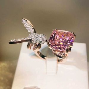 Solitaire Ring Cute Hummingbird Group Set Zircon Light Luxury Design Women's Creative Animal Jewets Birthday Gift Y2302