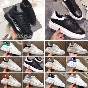 2023 Designer Casual Shoes for Women and Men Lace Up ￤kta l￤der Flat Black Red Pink Daily Lifestyle Skateboarding Shoe Sneaker Storlek 35-44 B8