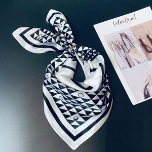 Маленький шелковый шарф для женщин Новая ручка для печати ленты бренд мода