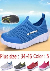 2018 Nuevo zapatos informales de moda Modos de moda transpirable Sports Sports Pareja Zapatos Beach Casual Shoes Copleshoe6417663
