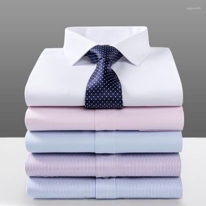 Koszulki męskie Formalne dla mężczyzn Summer Slim Fit Short Sleeve Mens Shirt Korean Fashion Clothing Anti-Binkle Inteligentny biznes