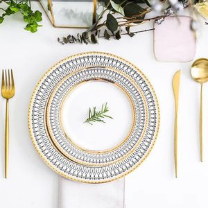 Dishes Plates Luxury Table Tableware For Food Ceramic Dinner Set And Christmas 230210