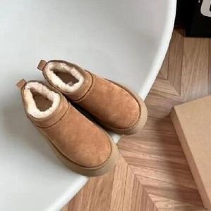 Klasyczne mini buty śnieżne designerskie buty śniegu prawdziwe skórzane grube dolne brązowe botki zimowe zima