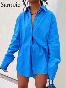 여자 2 조각 바지 삼피 여자 블루 슈트 캐주얼 한 느슨한 긴 소매 셔츠 여름 상판과 미니 반바지 패션 트랙 슈트 2 조각 세트 의상 230210