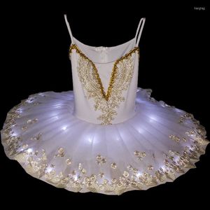 Bühnenabnutzung LED leuchtendes Ballett-Tutu-Kleid Erwachsene Kinder Tanzkostüm Schwanensee Fluoreszierende Leistungskleidung Trikots Anzug H502