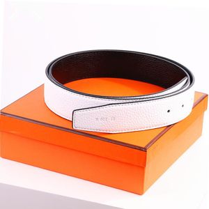 Fashion designer belts big smooth letter buckle belt designers luxury mens women leather ceinture