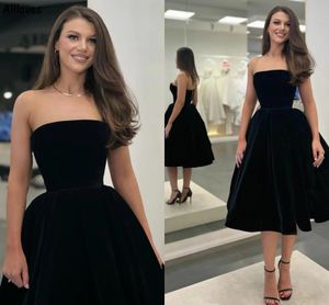 Clássico preto veludo cocktail vestidos de festa sexy sem alças maternidade mulheres plus size curto vestidos de baile chá comprimento uma linha segunda recepção vestido formal cl1821