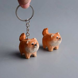 Key Rings Wood Carved Akita Dog Keychain Hand Carved Dog Key Ring Pendant Creative Wood Student Gift Phone Charm Personalized Wholesale G230210