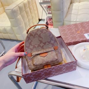 caoch 高品質女性ファッションバックパック男性旅行茶色のバックパック mochilas スクールメンズレザービジネスバッグ大型ラップトップショッピング茶色の花旅行バッグ